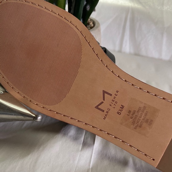 Marc Fisher LTD Pava Slide Sandal - Picture 4 of 5